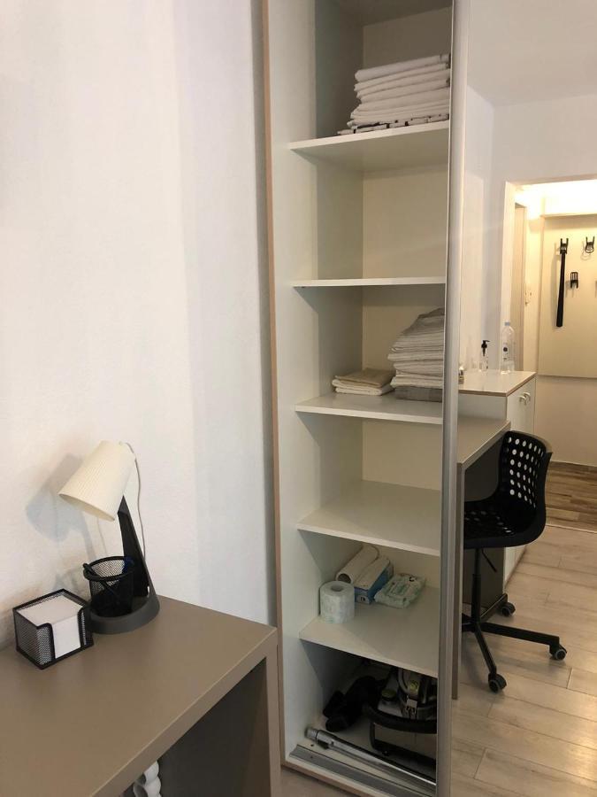 Cozy Place 47-Self Check In & Out-Hbo Max Πιτέστι Εξωτερικό φωτογραφία